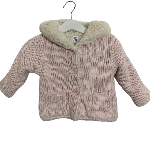NWT Baby Gap Baby Bear Sherpa Lined Knit Cardigan Jacket Cozy Pink Sz 6-12 M - Picture 1 of 15